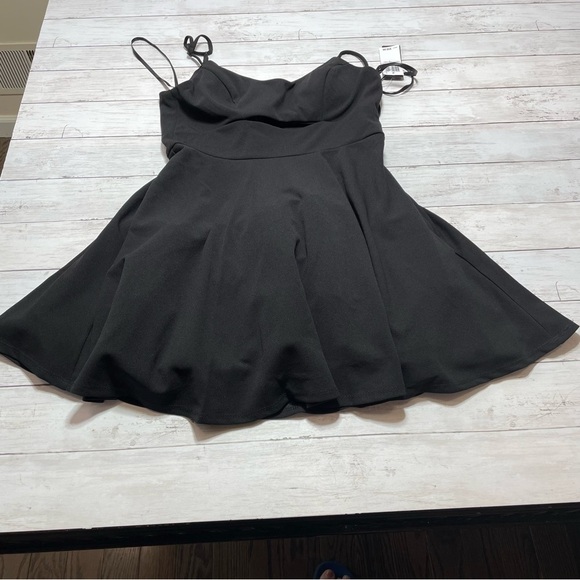 City Studios Juniors Cutout Midriff Party Dress 13 Black short bell bottom goth - Picture 3 of 5